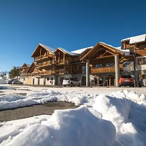 Noemys Chalets Du Hameau Des Aiguilles Appart hôtel